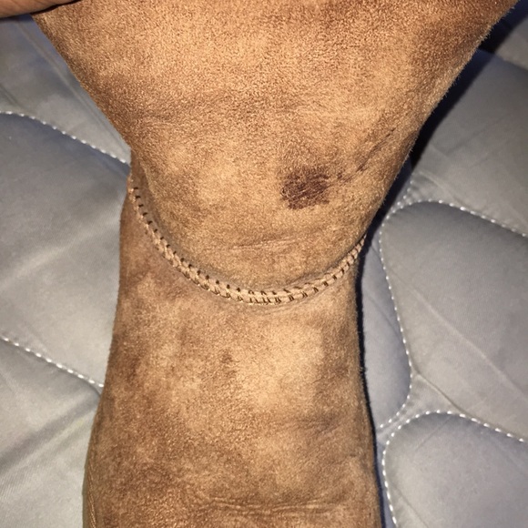 UGG Bailey Button Short - Picture 2 of 5